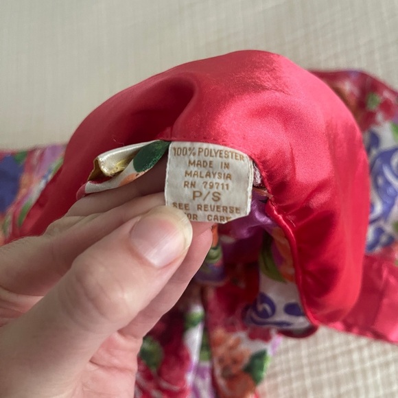 VTG Victoria's Secret Womens Floral Satin Robe &  shirt Gold Label Small Y2K 90s - Picture 6 of 8